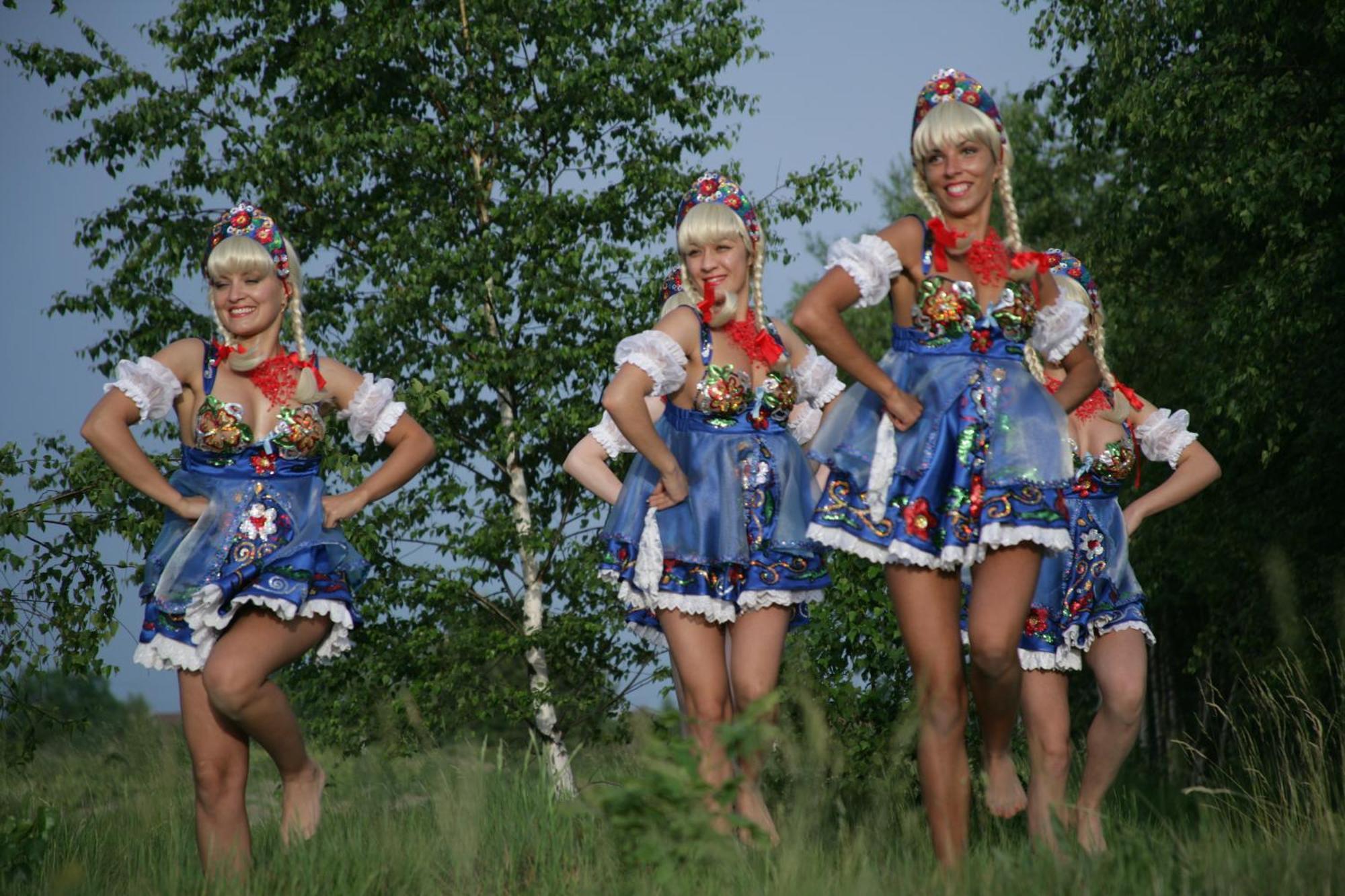 Gosciniec Borne Sulinowo - Byla Baza Wojskowa Hotel Bagian luar foto